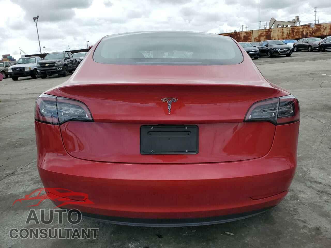 TESLA MODEL 3 2023 - 5YJ3E1EA3PF563559