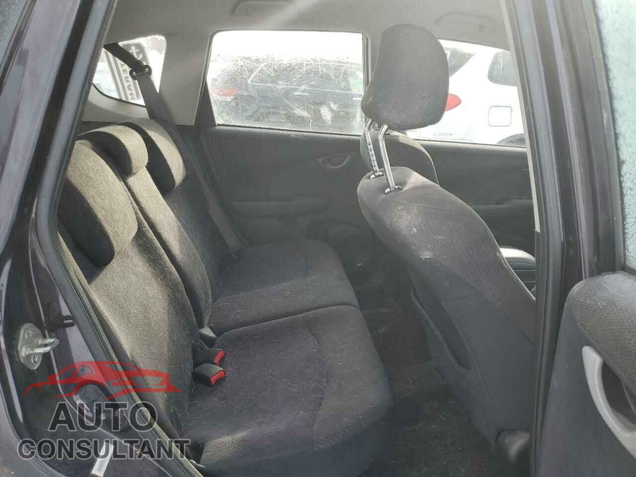 HONDA FIT 2013 - JHMGE8H52DC045930