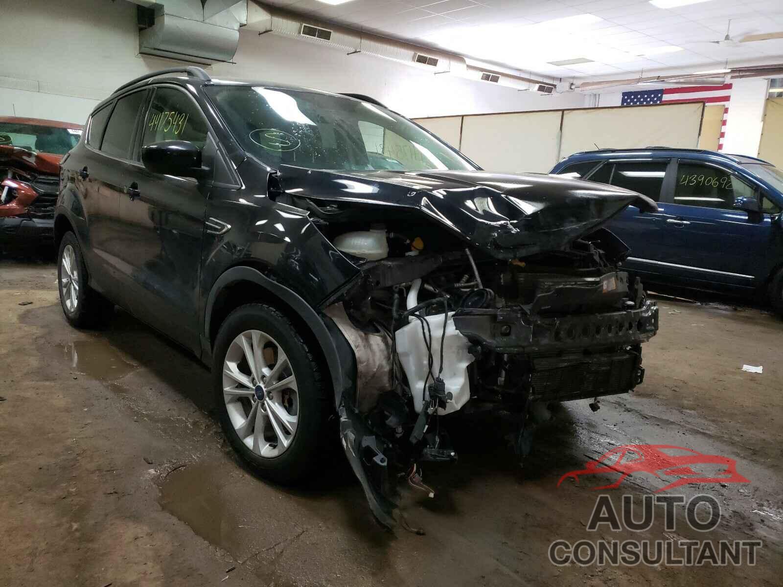 FORD ESCAPE 2017 - 1FMCU9GD6HUD22060