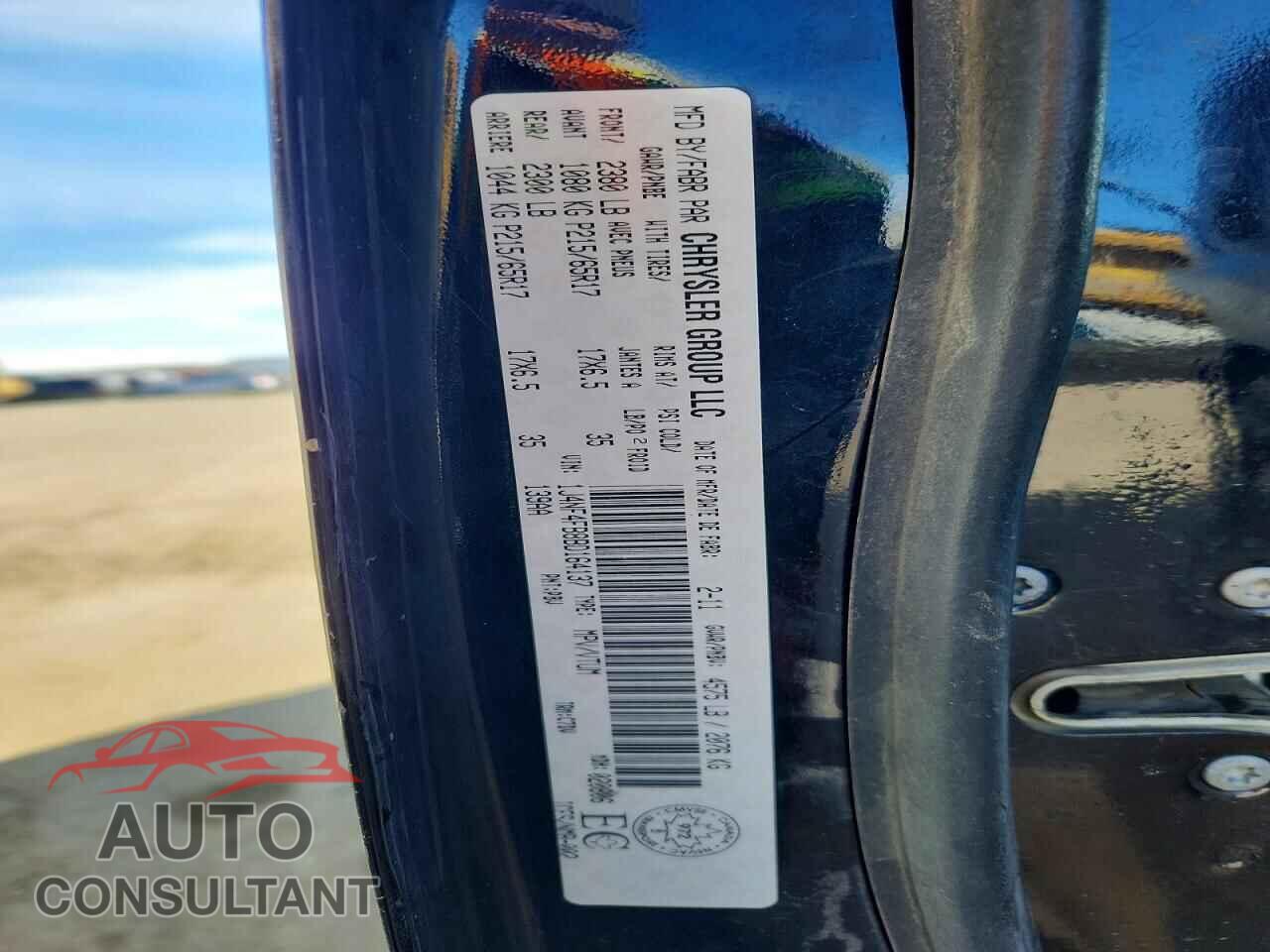 JEEP COMPASS 2011 - 1J4NF4FB8BD164137