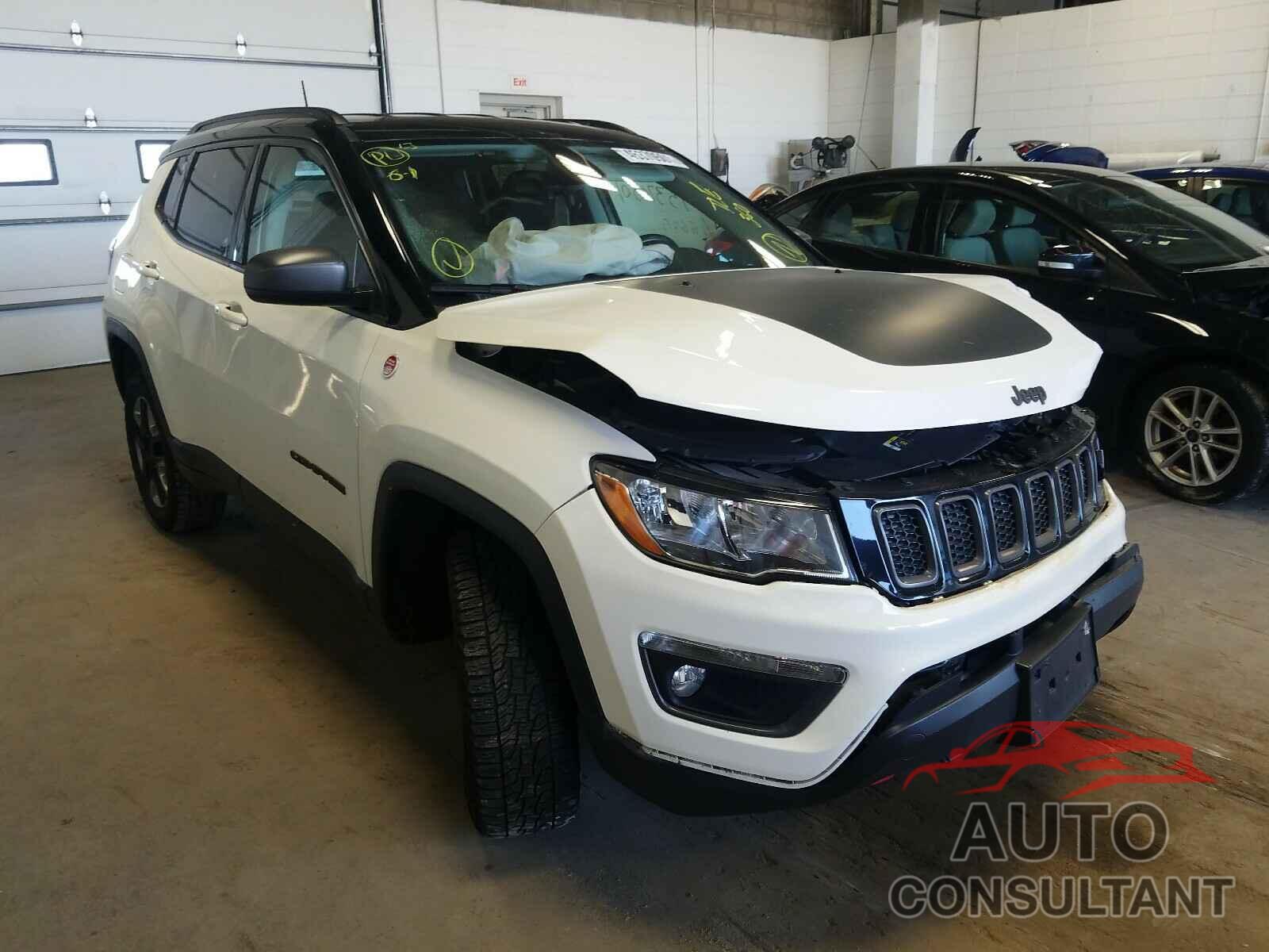 JEEP COMPASS 2018 - 3C4NJDDB2JT210349