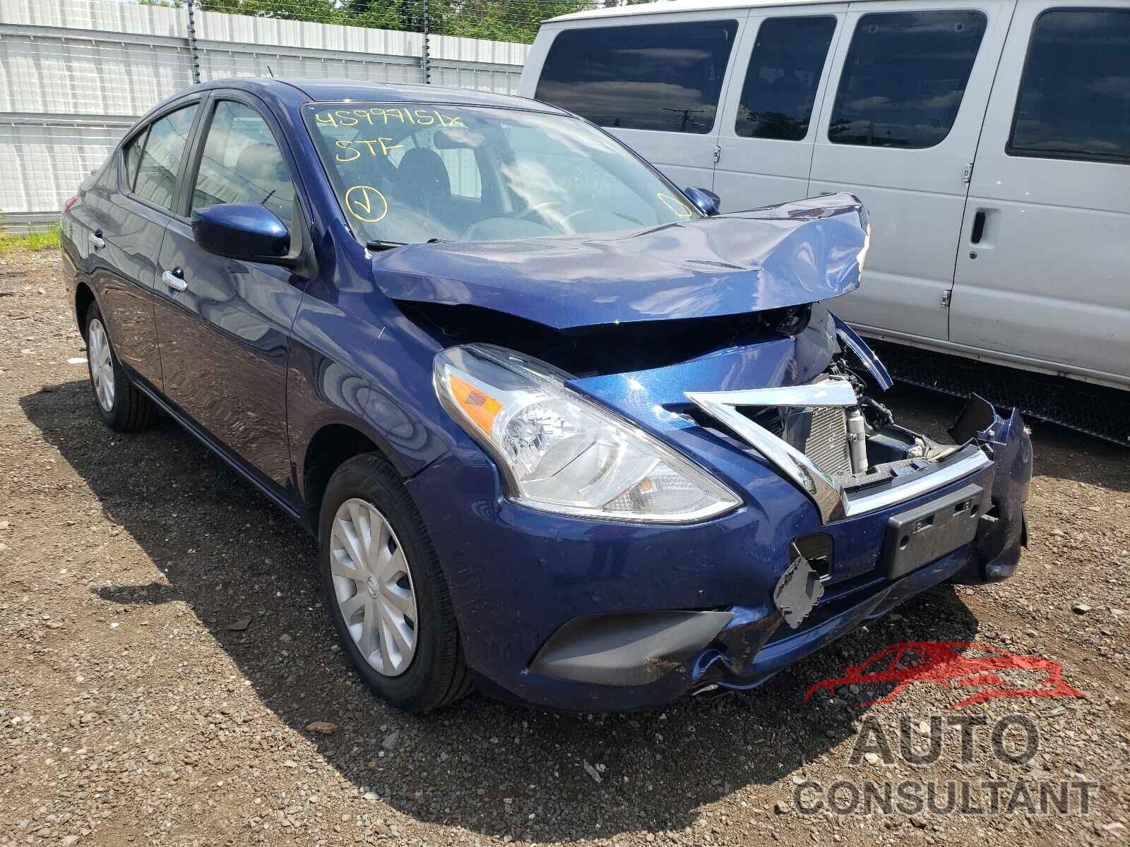 NISSAN VERSA 2018 - 3N1CN7AP0JL808018