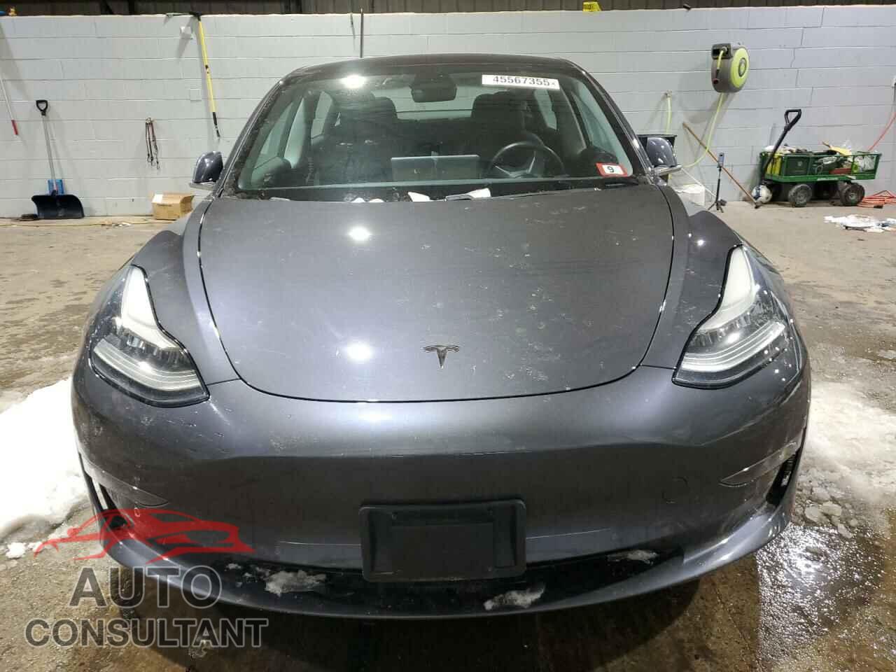 TESLA MODEL 3 2018 - 5YJ3E1EB2JF185296
