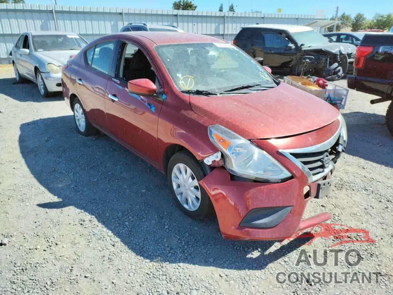NISSAN VERSA 2018 - 3N1CN7AP3JK404720