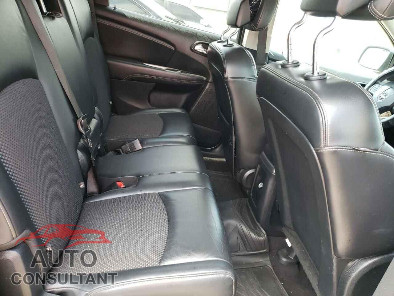 DODGE JOURNEY 2017 - 3C4PDCGG4HT696660