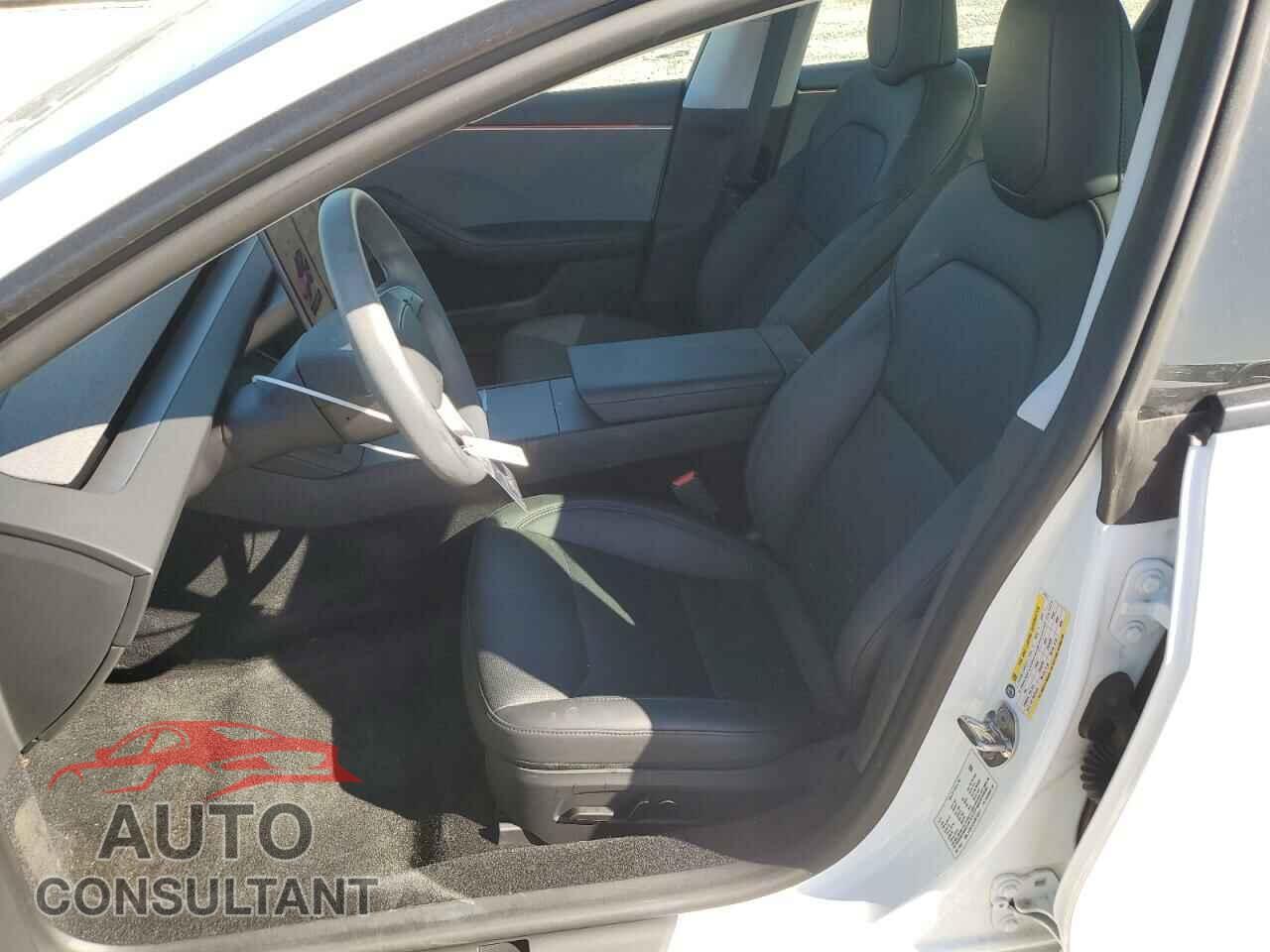 TESLA MODEL 3 2024 - 5YJ3E1EA1RF742511