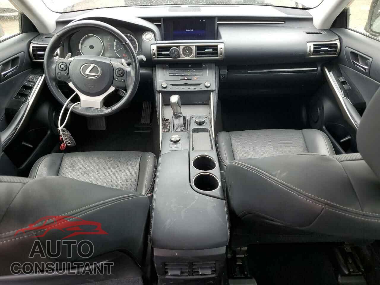 LEXUS IS 2016 - JTHBA1D26G5010065