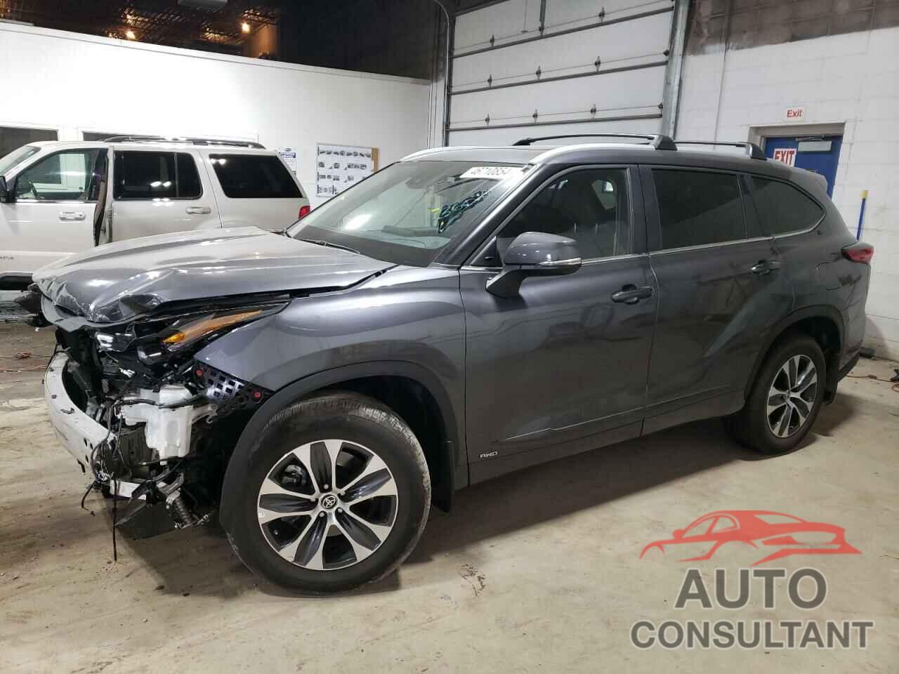 TOYOTA HIGHLANDER 2023 - 5TDKBRCH6PS115783