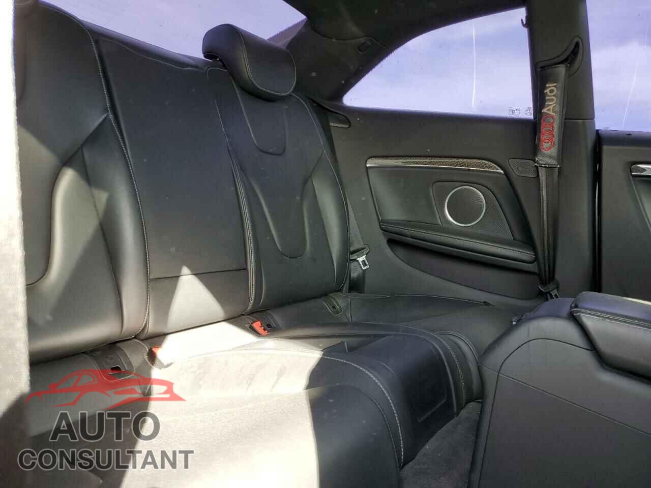 AUDI S5/RS5 2013 - WAUCGAFR7DA020439