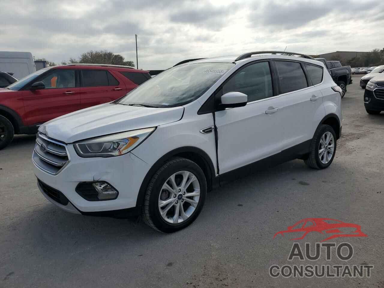 FORD ESCAPE 2017 - 1FMCU0GD6HUB67067