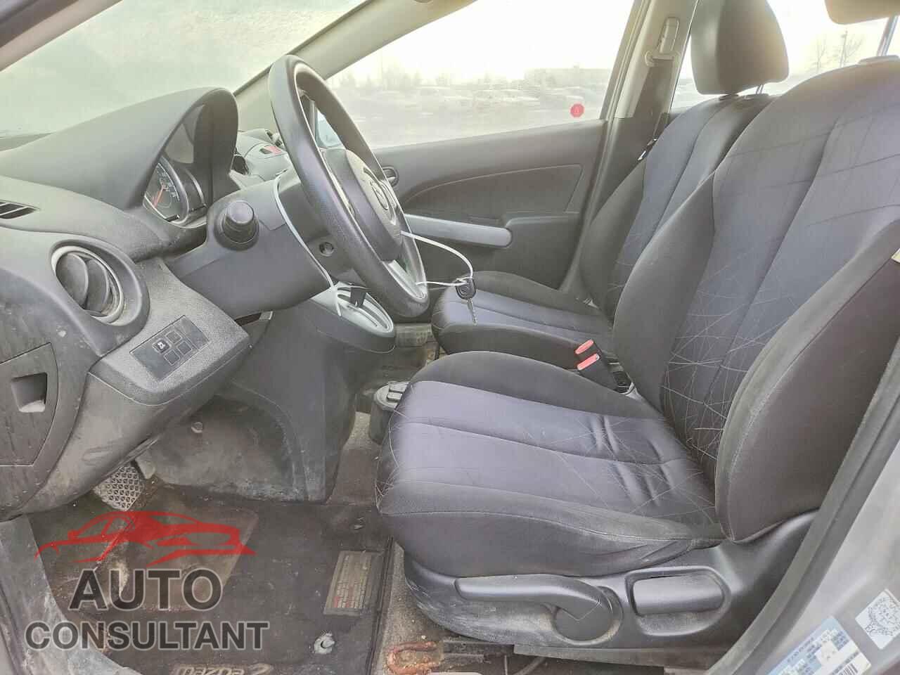 MAZDA 2 2012 - JM1DE1KY8C0138398