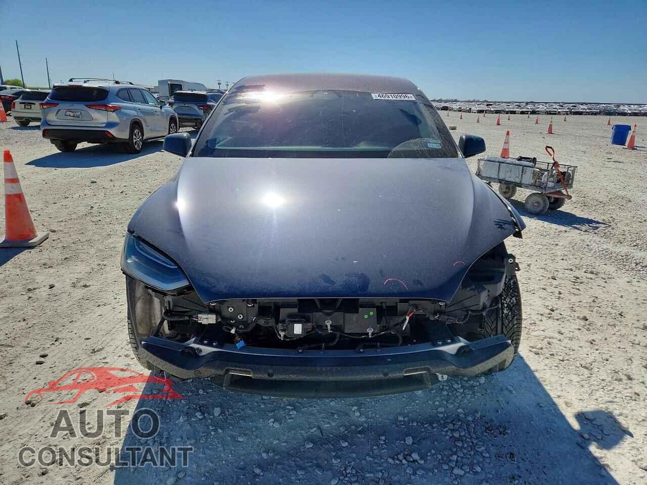 TESLA MODEL X 2022 - 7SAXCBE64NF342741