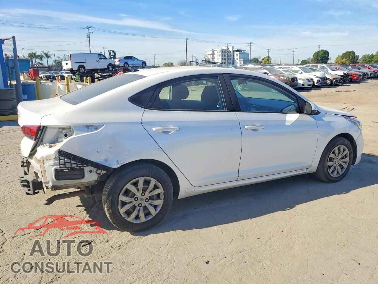 HYUNDAI ACCENT 2018 - 3KPC24A32JE020749