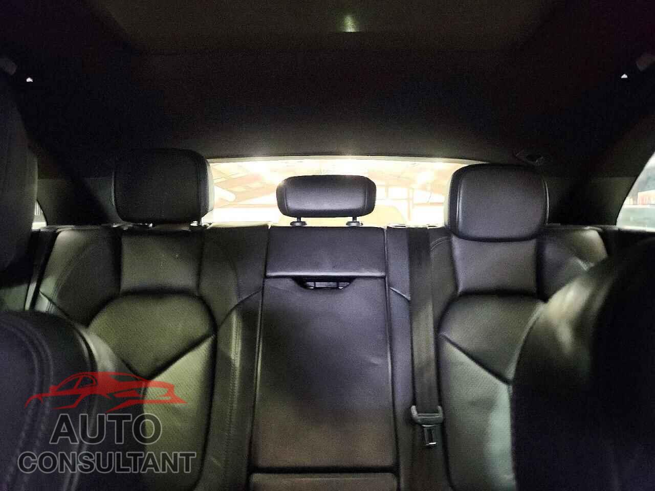 PORSCHE MACAN 2017 - WP1AA2A5XHLB83360