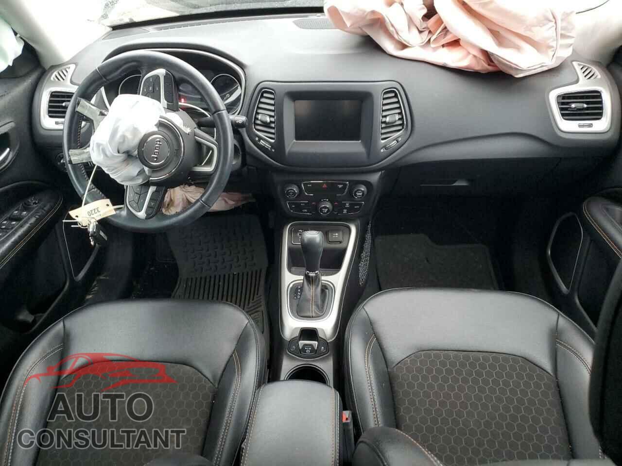 JEEP COMPASS 2020 - 3C4NJCBB2LT177112