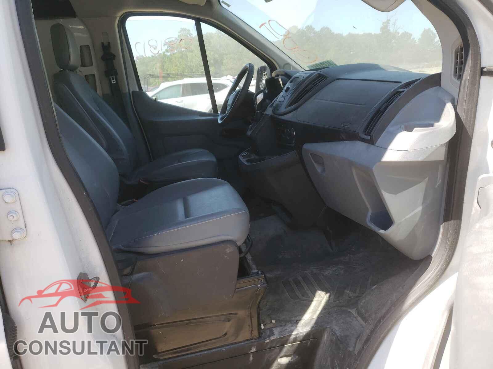 FORD TRANSIT CO 2017 - 1FTYR2ZMXHKB13125