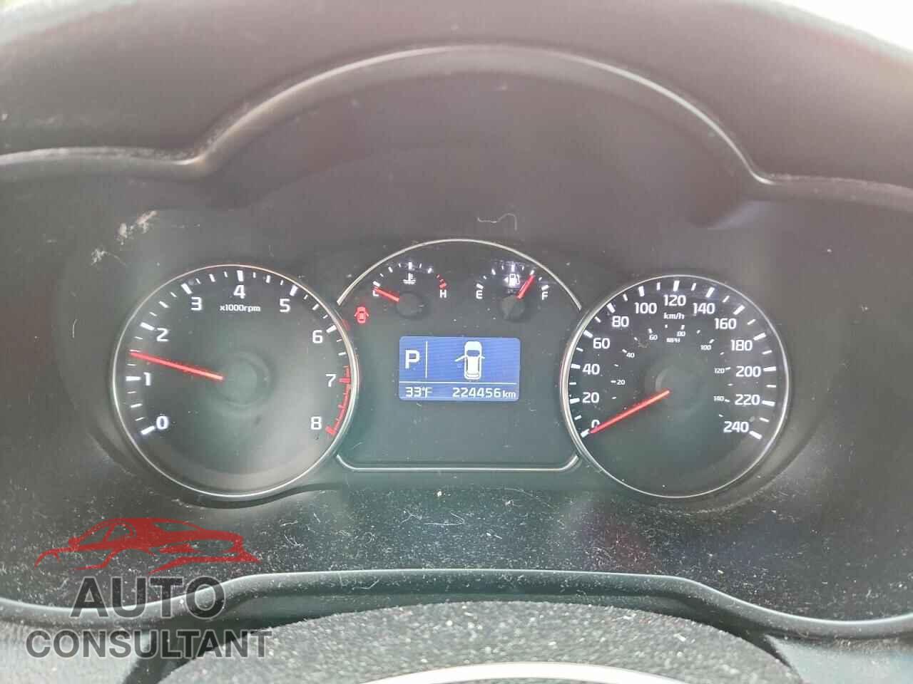 KIA RONDO 2014 - KNAHU8A38E7014240