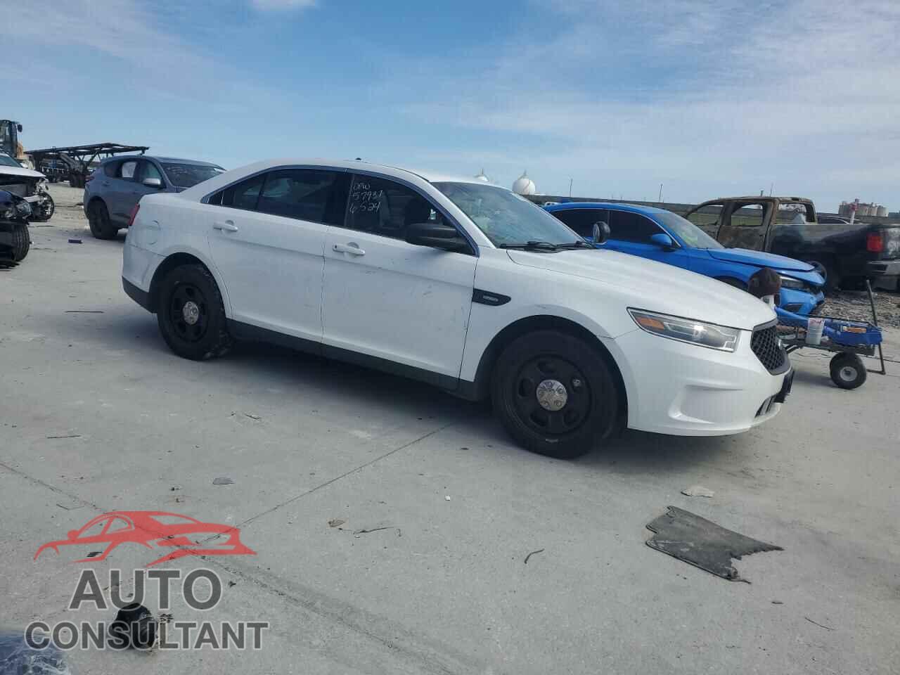 FORD TAURUS 2017 - 1FAHP2L89HG143663