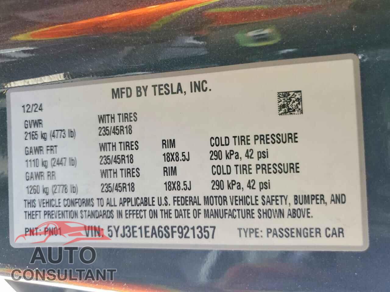 TESLA MODEL 3 2025 - 5YJ3E1EA6SF921357