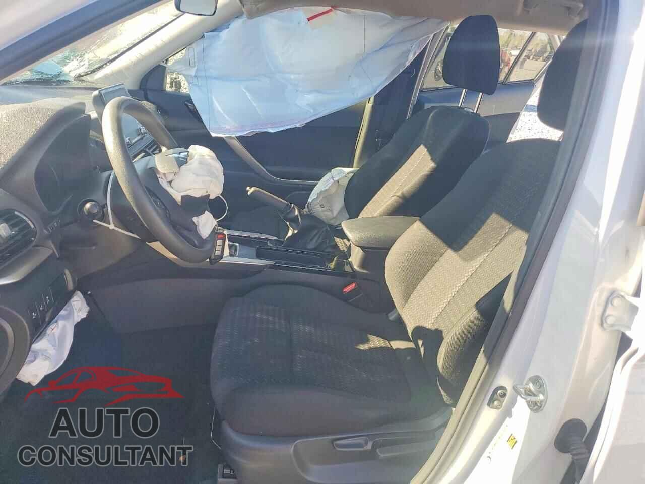 MITSUBISHI ECLIPSE 2024 - JA4ATVAA1RZ049713