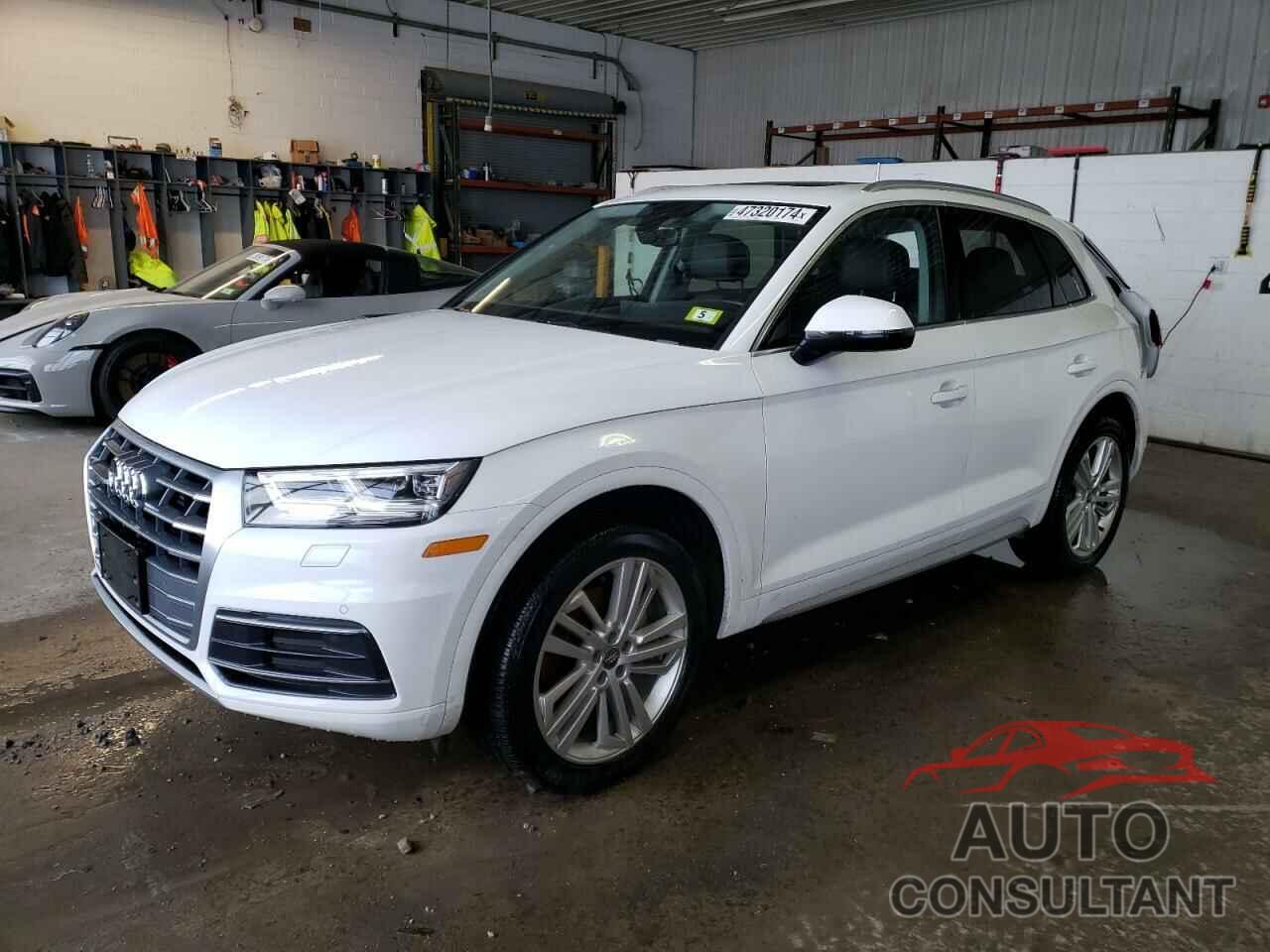 AUDI Q5 2018 - WA1BNAFY4J2201073