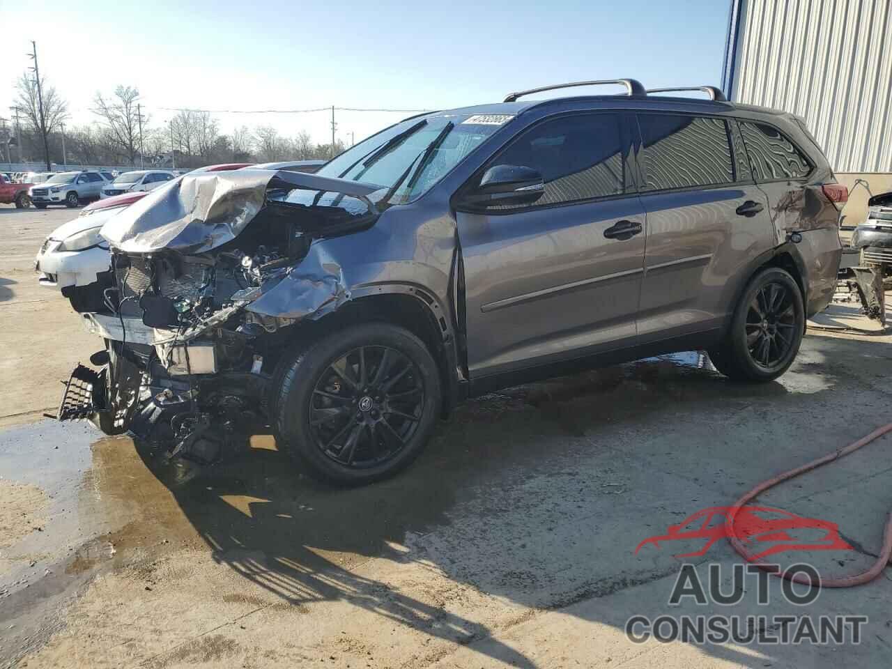 TOYOTA HIGHLANDER 2019 - 5TDJZRFHXKS972233