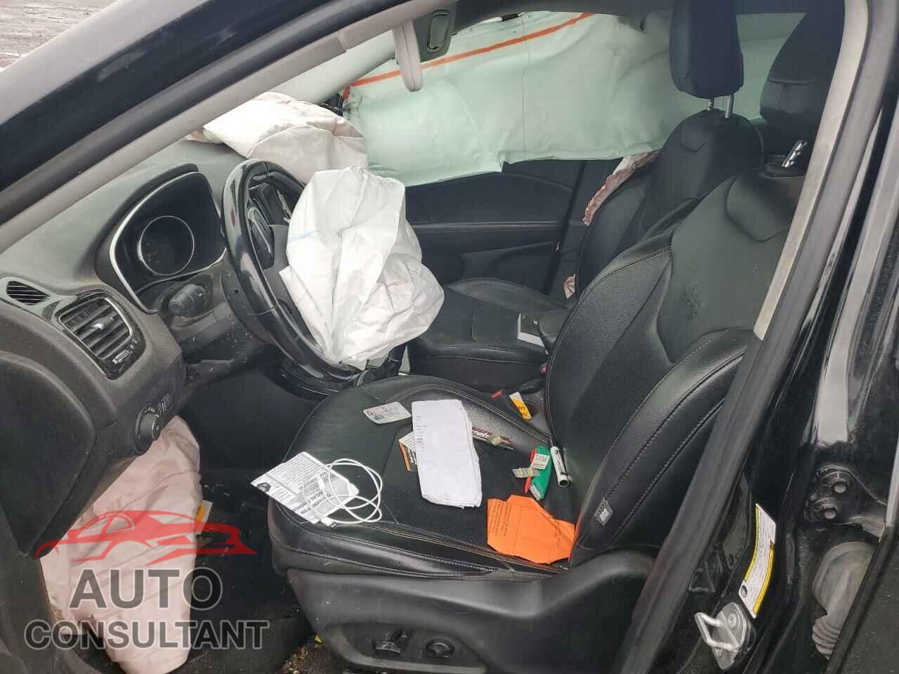 JEEP COMPASS 2020 - 3C4NJDCB1LT252130