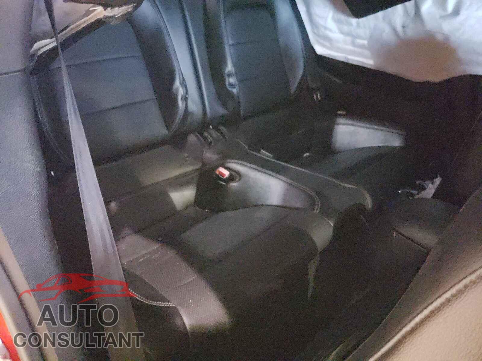 FORD MUSTANG 2018 - 1FA6P8CF0J5117849