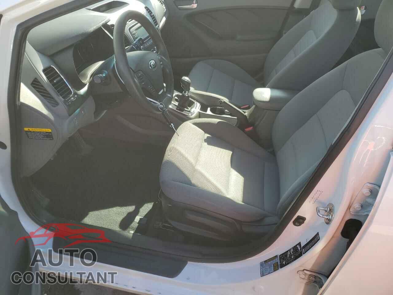 KIA FORTE 2017 - 3KPFK4A79HE053371