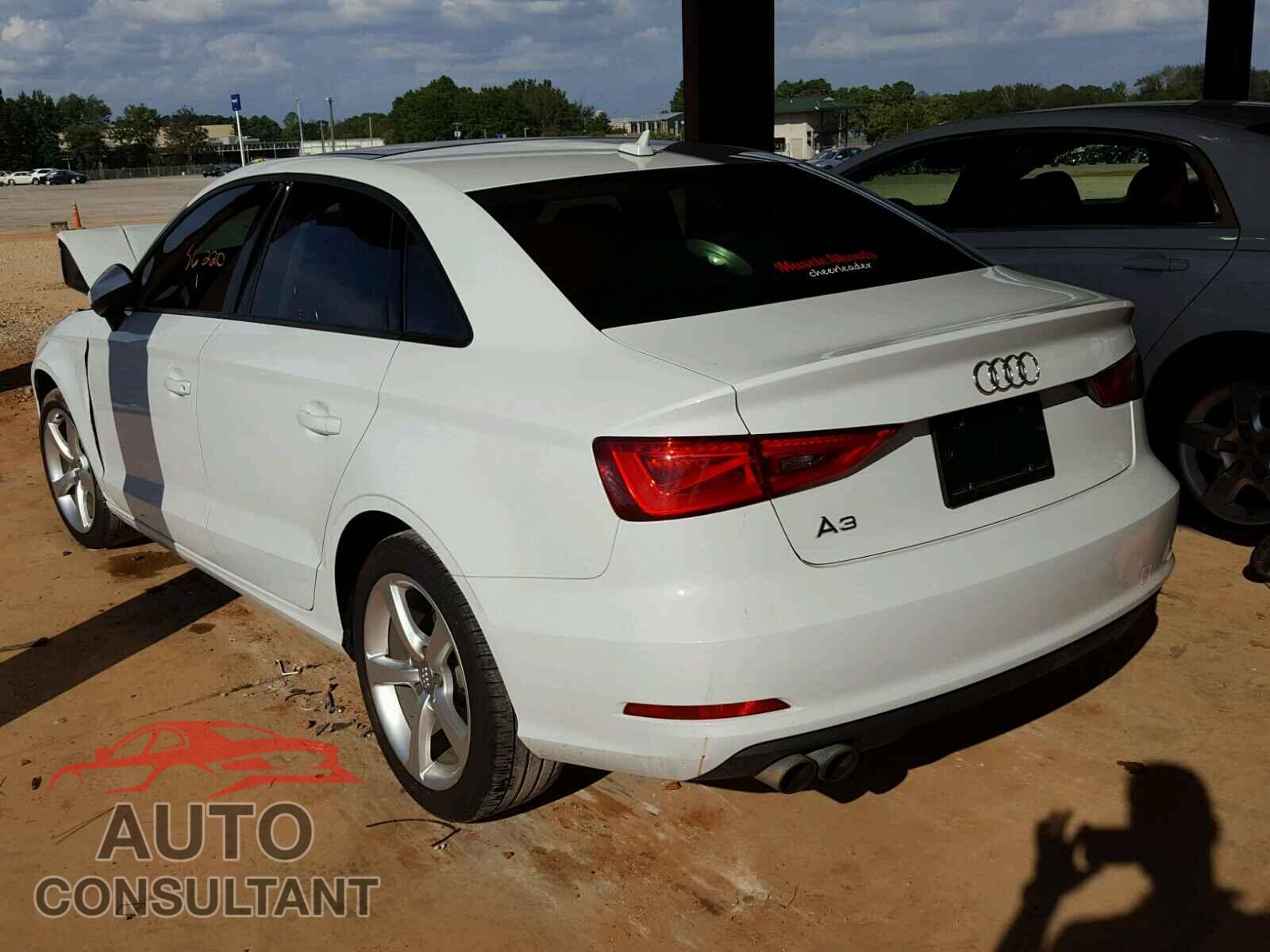 AUDI A3 2015 - WAUACGFF8F1030038