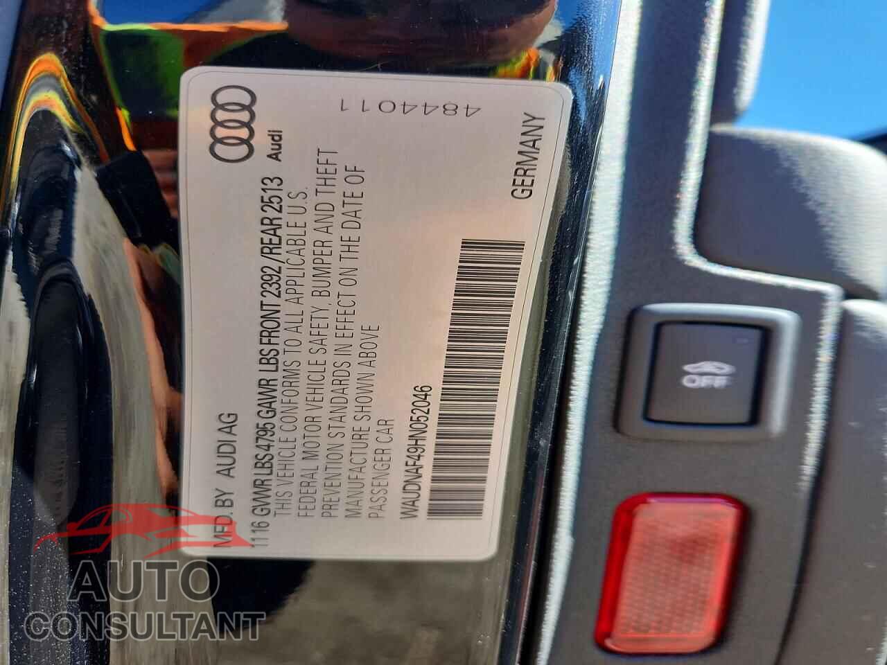 AUDI A4 2017 - WAUDNAF49HN052046