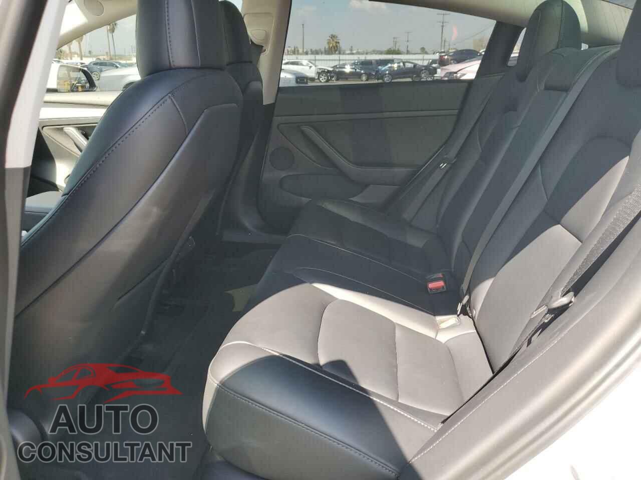 TESLA MODEL 3 2023 - 5YJ3E1EA1PF401879