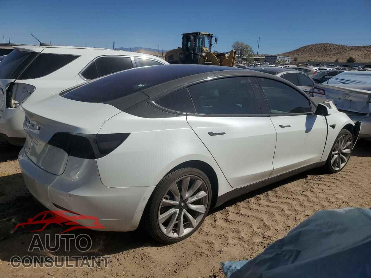 TESLA MODEL 3 2018 - 5YJ3E1EB2JF151326