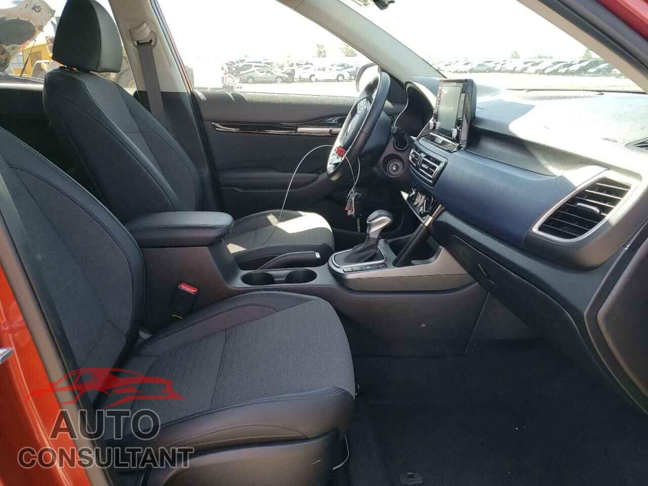 KIA SELTOS 2021 - KNDEUCAA0M7223185