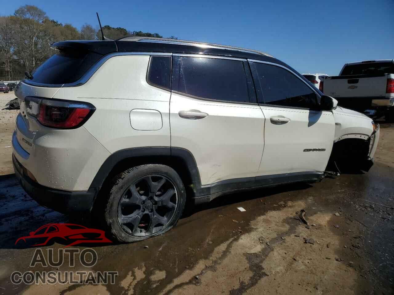 JEEP COMPASS 2018 - 3C4NJCCB2JT240771