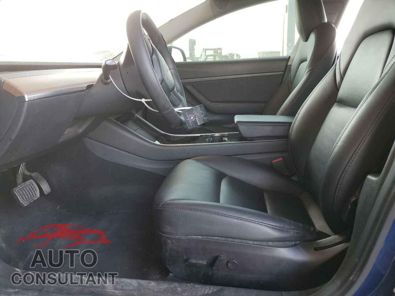 TESLA MODEL 3 2020 - 5YJ3E1EA7LF705907