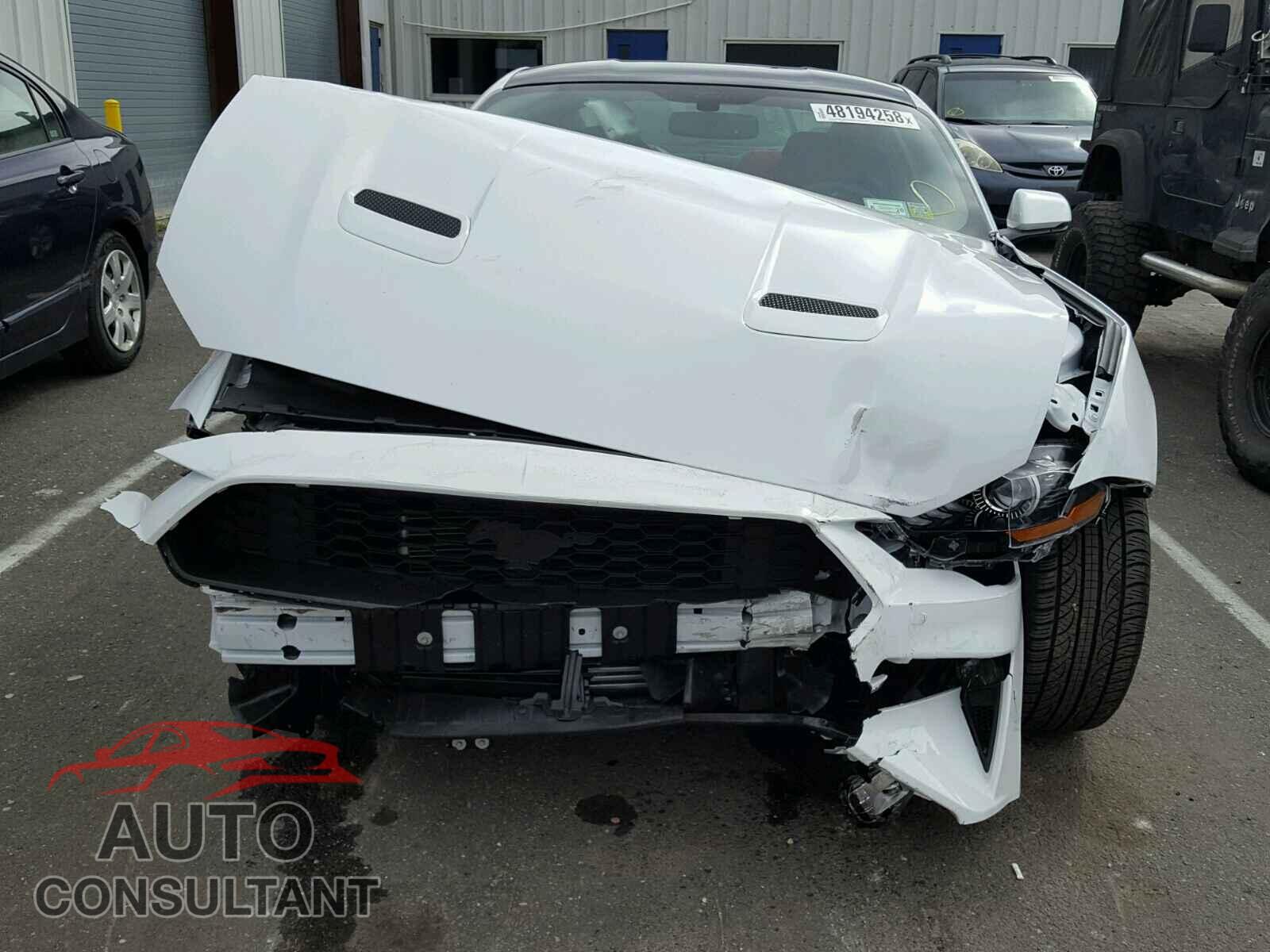 FORD MUSTANG 2018 - 1FA6P8TH1J5170271