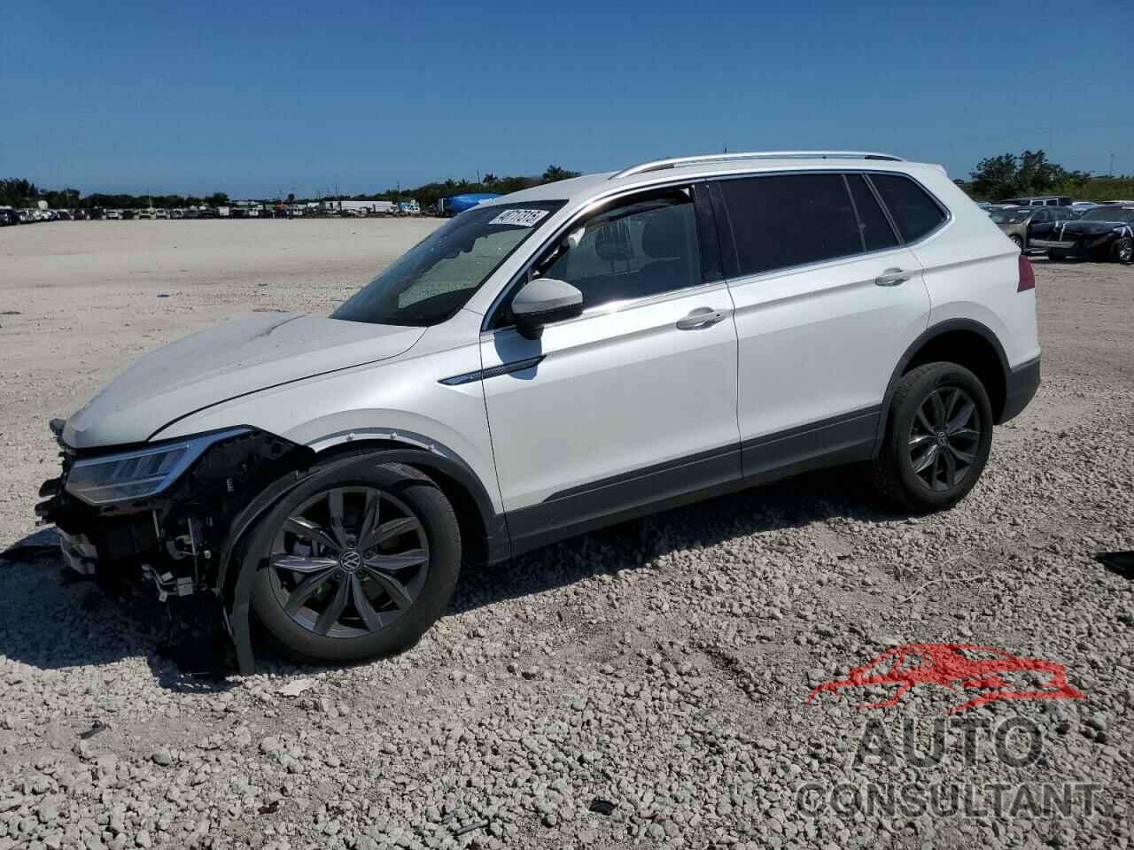 VOLKSWAGEN TIGUAN 2023 - 3VV3B7AX2PM115669