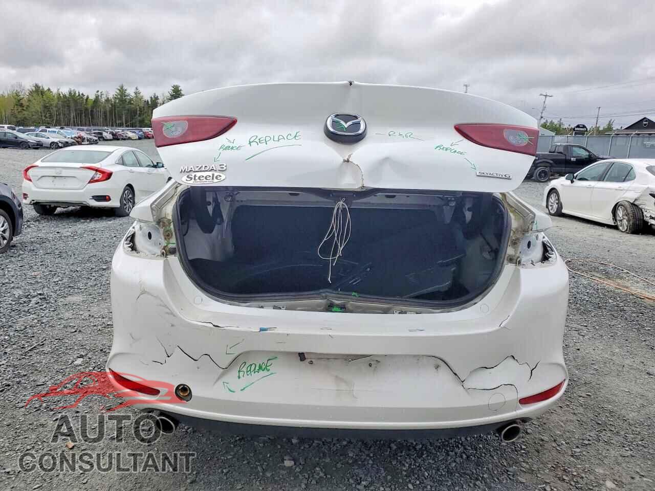 MAZDA 3 2019 - 3MZBPAB7XKM100575