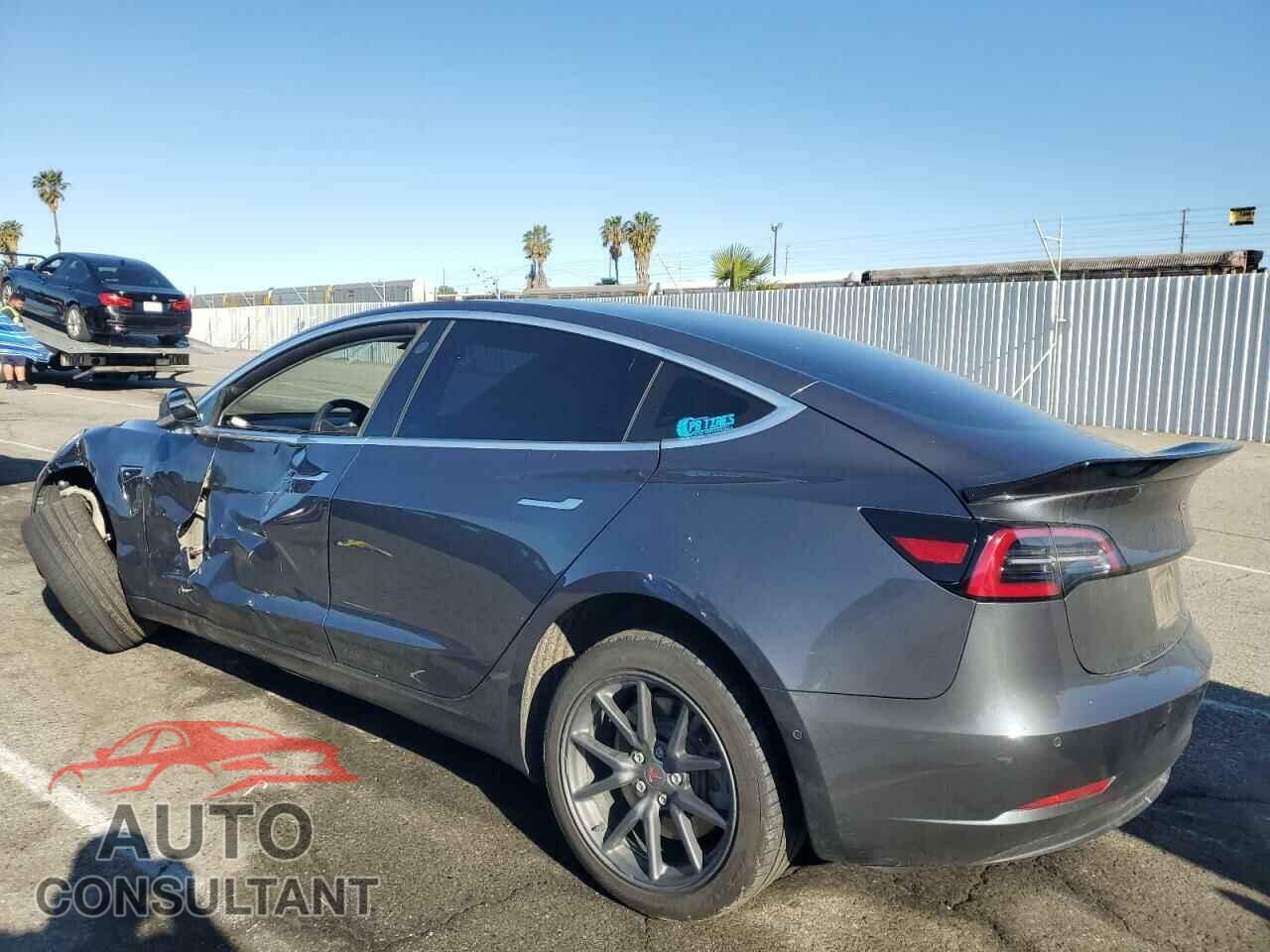TESLA MODEL 3 2018 - 5YJ3E1EB5JF104226