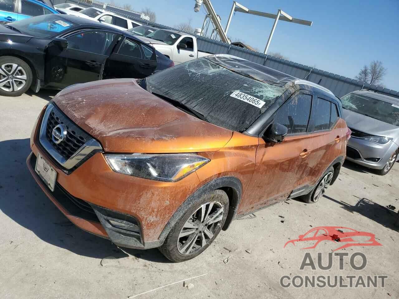 NISSAN KICKS 2018 - 3N1CP5CU8JL525853
