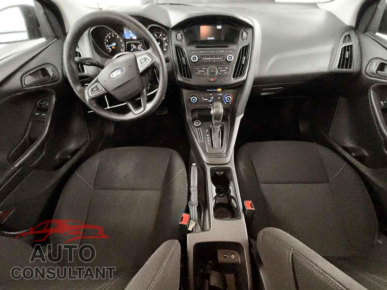 FORD FOCUS 2015 - 1FADP3E27FL326089