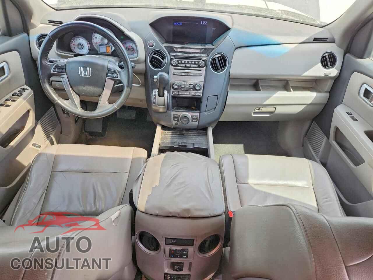 HONDA PILOT 2013 - 5FNYF3H64DB037006