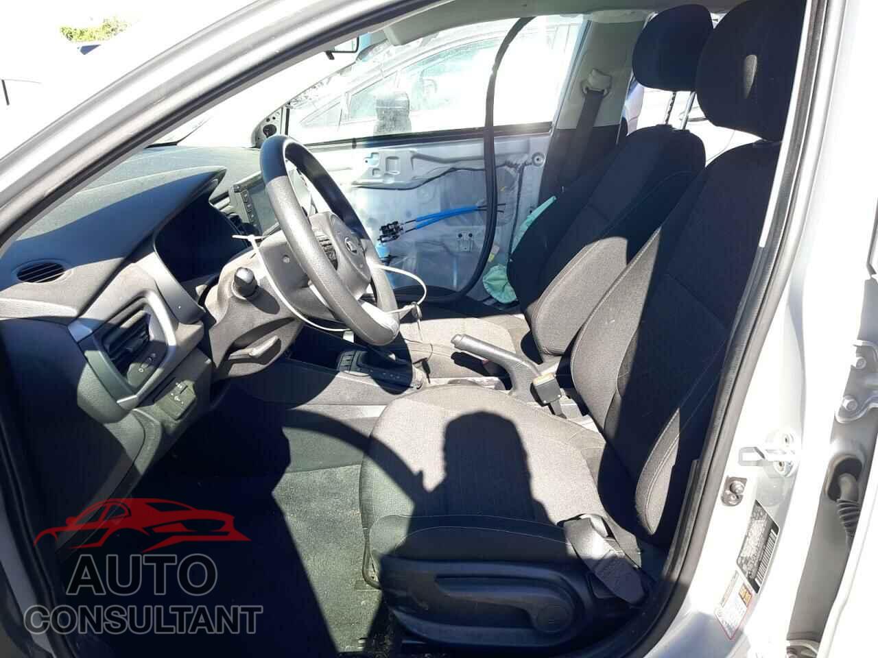 KIA RIO 2020 - 3KPA24AD5LE335273