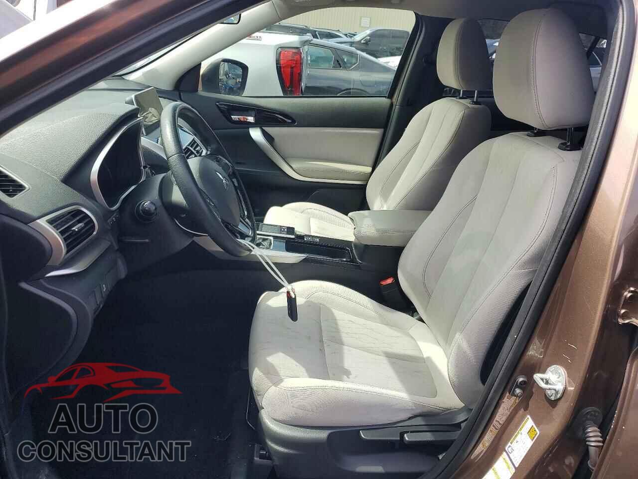 MITSUBISHI ECLIPSE 2018 - JA4AT5AA2JZ044489