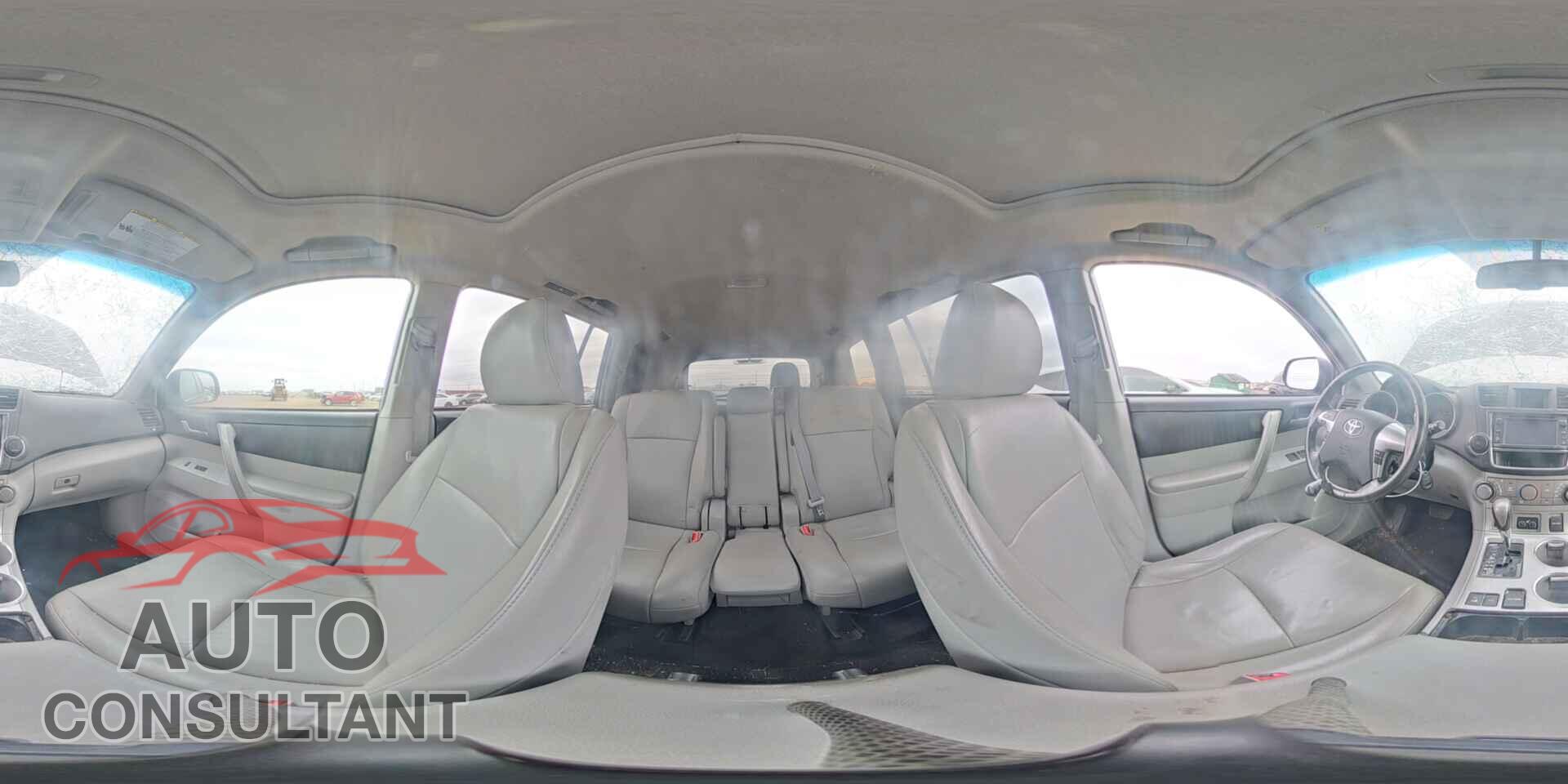 TOYOTA HIGHLANDER 2013 - 5TDBK3EH5DS201348