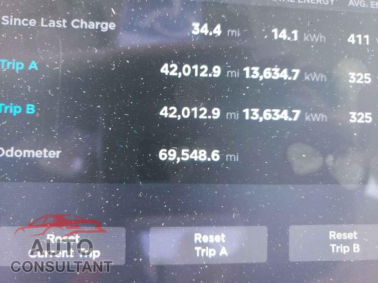 TESLA MODEL S 2017 - 5YJSA1E20HF207362