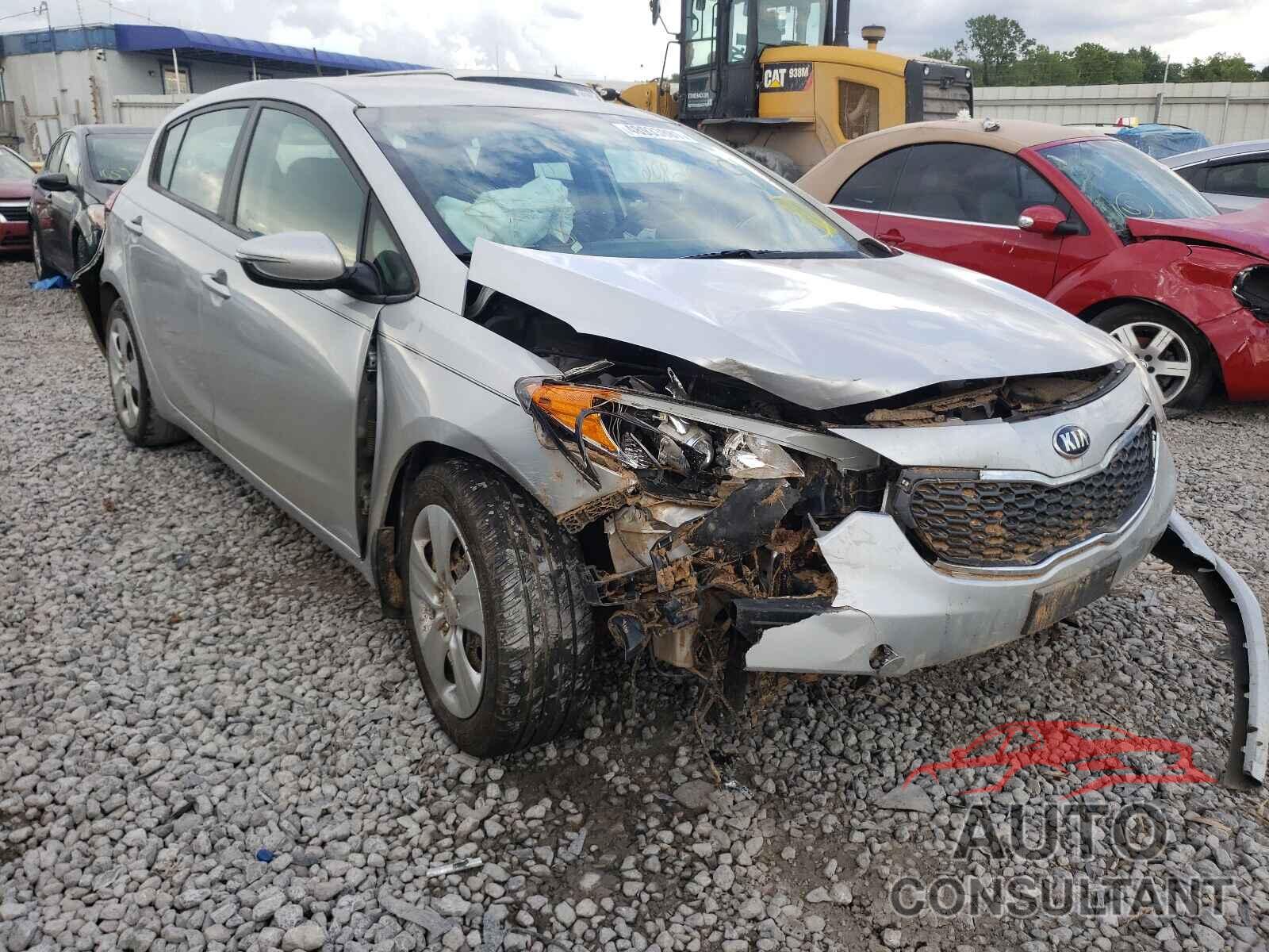 KIA FORTE 2016 - KNAFK5A89G5643866