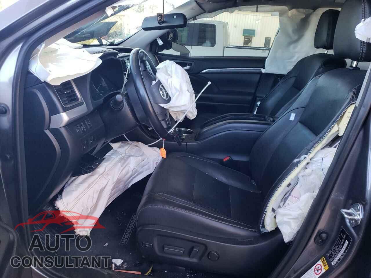 TOYOTA HIGHLANDER 2017 - 5TDYZRFH3HS231610