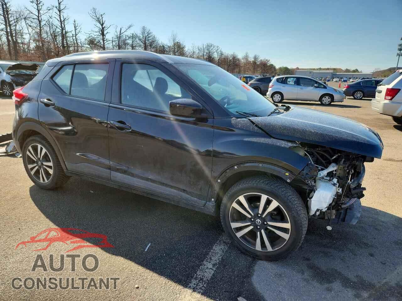NISSAN KICKS 2019 - 3N1CP5CU3KL532579